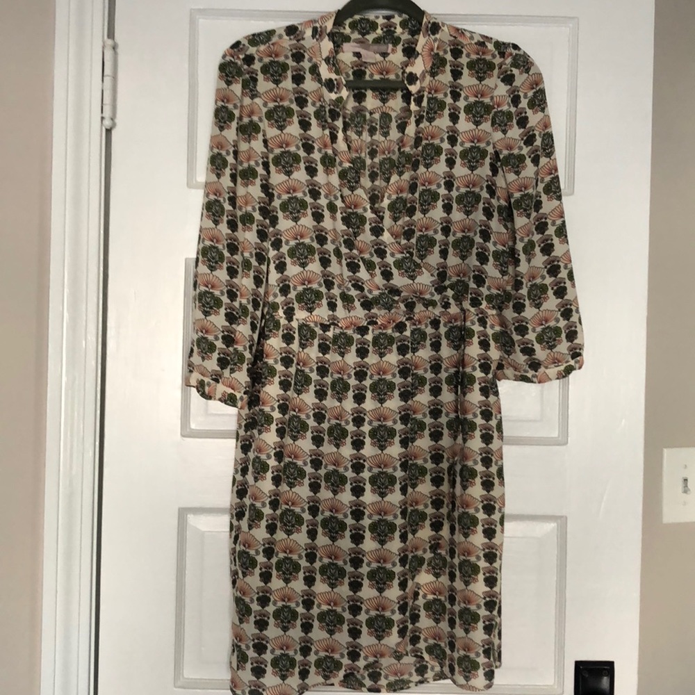 Faux floral wrap dress - size M